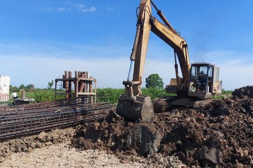 Thí điểm dùng cát biển đắp cao tốc Hậu Giang - Cà Mau