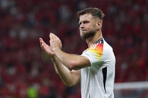 Niclas Fullkrug: 'Quái vật đánh đầu' khiến Nagelsmann khó xử