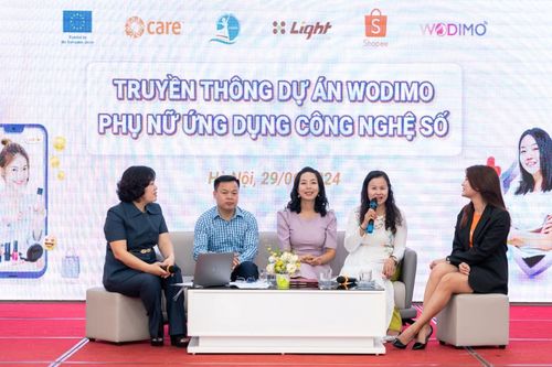 Phụ nữ di cư khu vực phi chính thức tiếp cận kinh doanh trực tuyến