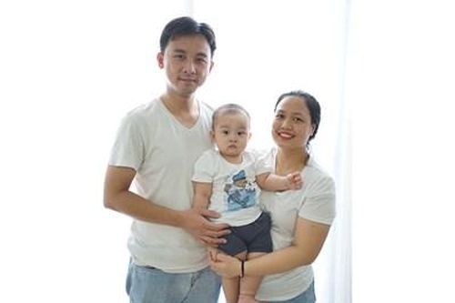 Vợ chồng đồng cảm, cùng nhau cố gắng