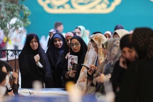 Người dân Iran đi bỏ phiếu bầu Tổng thống mới