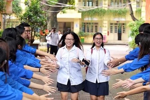 Nhìn lại 2 ngày thi tốt nghiệp THPT 2024 ở các điểm thi Hà Nội