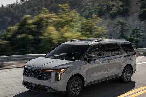 Kia Carnival 2025 có thêm bản hybrid