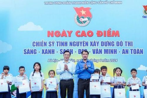 Hàng triệu chiến sĩ tình nguyện thực hiện ngày cao điểm xây dựng đô thị văn minh