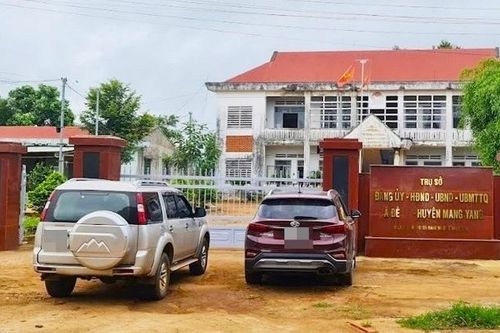 Tạm giữ 1 cán bộ quân sự xã tổ chức sử dụng ma túy tại phòng làm việc