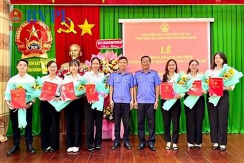 VKSND tỉnh Bình Định phân công công tác cho hàng loạt cán bộ mới được tuyển dụng