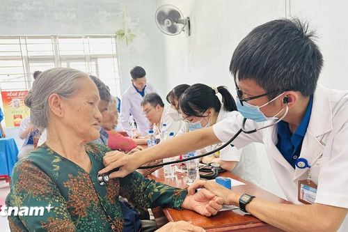 15 năm Hội thầy thuốc trẻ Việt Nam: Phát huy tinh thần xung kích vì cộng đồng