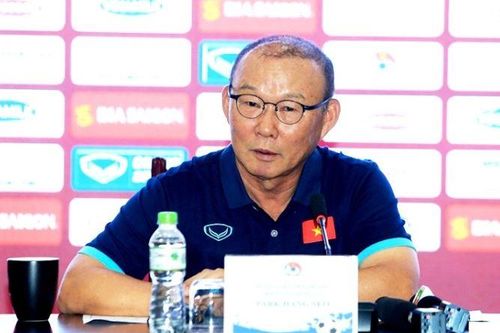 HLV Park Hang Seo 'tái xuất' với bóng đá ở Việt Nam