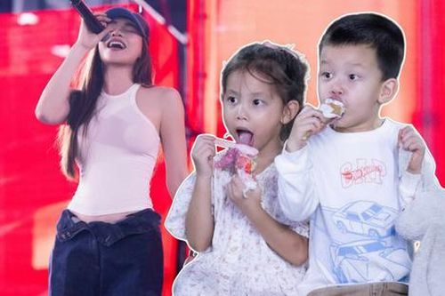 Lisa - Leon theo Hồ Ngọc Hà đi làm, chăm chú nhìn mẹ biểu diễn