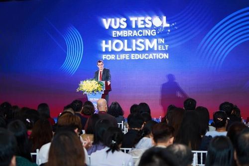Thúc đẩy giáo dục toàn diện trong giảng dạy tiếng Anh cho học sinh