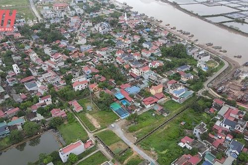 Phát huy truyền thống quê hương cách mạng, xây dựng Hòa Lộc phát triển bền vững, giàu mạnh