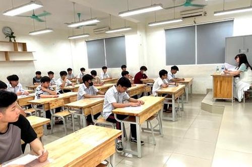 Thủ khoa lớp 10 công lập của Hà Nội đạt 48,50 điểm