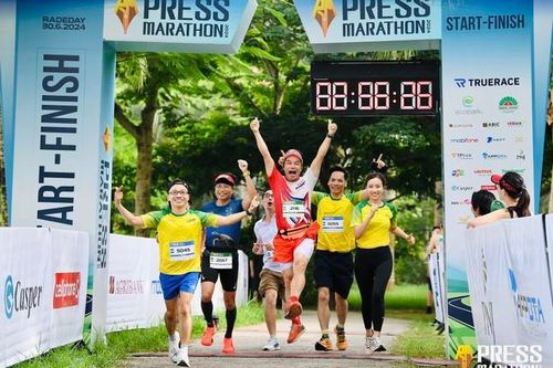 500 phóng viên, biên tập viên tranh tài ở giải chạy Press Marathon 2024