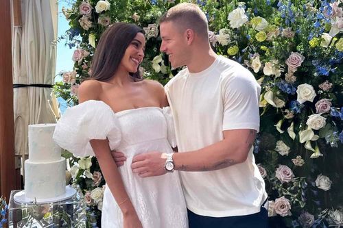 Hoa hậu Olivia Culpo cưới chồng cầu thủ