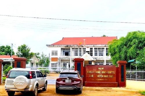 Tin mới vụ chỉ huy trưởng quân sự xã sử dụng ma túy cùng người phụ nữ