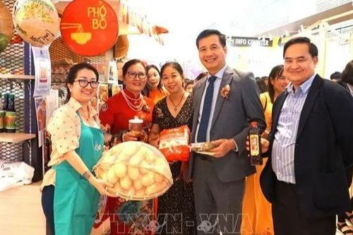 Lan tỏa văn hóa và ẩm thực Việt tại Malaysia