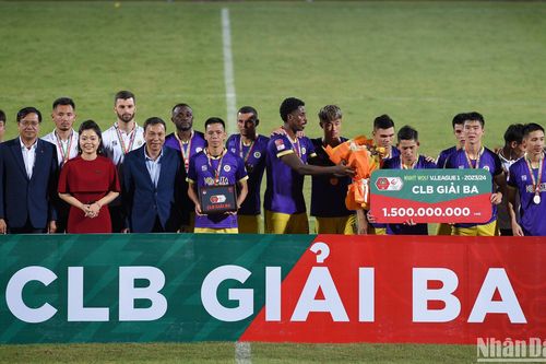Hà Nội giành hạng Ba V-League 2023/2024