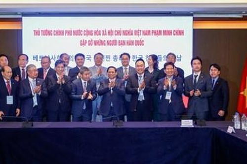 Thủ tướng Phạm Minh Chính gặp gỡ những người bạn Hàn Quốc