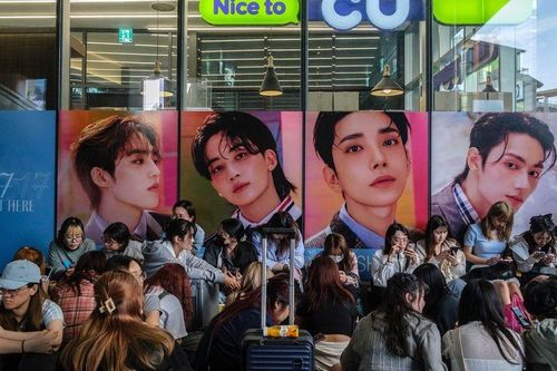 Thị thực mới 'chắp cánh' giấc mơ K-pop ở Hàn Quốc