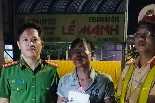 Người đàn ông bị trầm cảm đi lạc gần 800km từ Thanh Hóa vào Quảng Ngãi