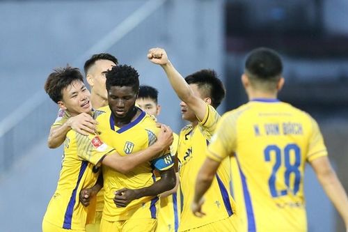 Bảng xếp hạng V-League 2023/24 vòng 26: HAGL trụ hạng, Hà Tĩnh đá play-off