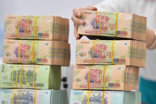 Công khai người bán hàng online vi phạm; quy định mới về xử lý nợ xấu