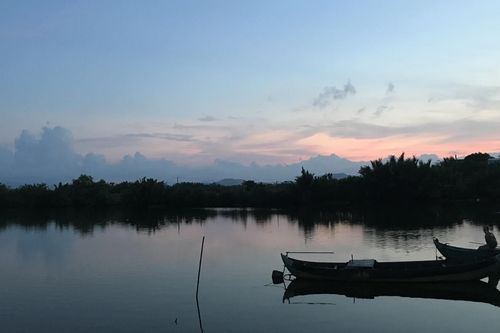 Cúi lạy hồn sông