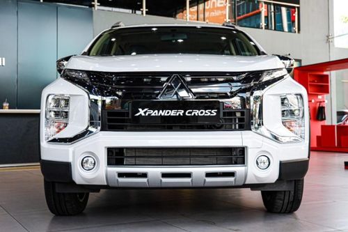 Giá lăn bánh xe Mitsubishi Xpander Cross cuối tháng 6/2024: Tưng bừng ưu đãi, áp đảo Suzuki XL7