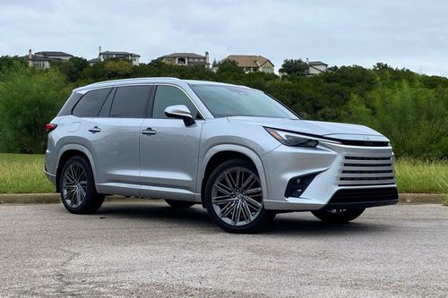 Toyota tạm ngừng sản xuất Grand Highlander và Lexus TX