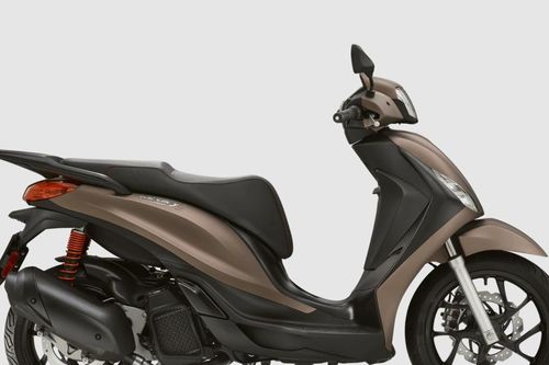 Piaggio Medley-xe tay ga 'đẳng cấp dẫn đầu'