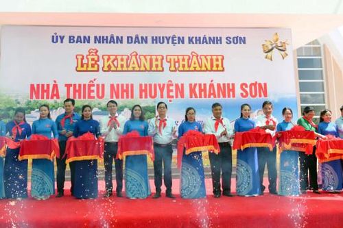 Khánh thành Nhà Thiếu nhi huyện Khánh Sơn