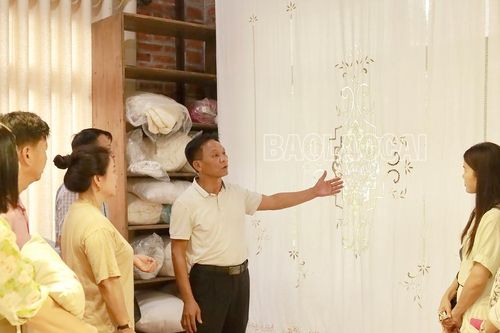 Trải nghiệm làng nghề thêu ren Văn Lâm