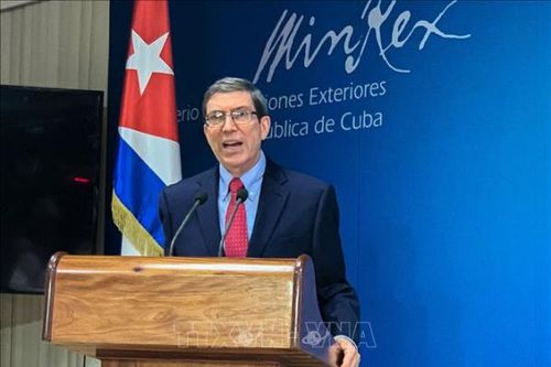 Cuba tăng cường quan hệ với kiều bào