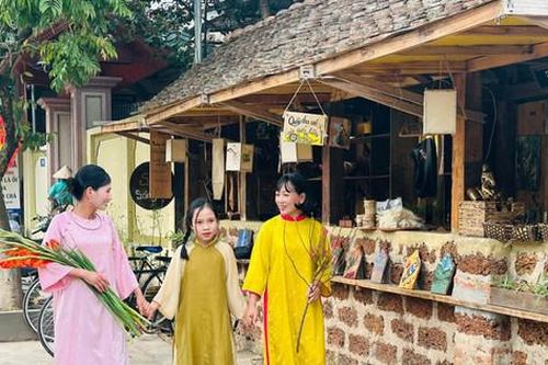 Bảo tồn bền vững giá trị di sản Làng cổ Đường Lâm: Để Làng cổ Đường Lâm trở thành Di sản văn hóa thế giới
