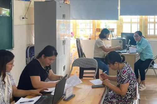 Từ 0h ngày mai (1-7), phụ huynh đăng ký tuyển sinh vào lớp 1
