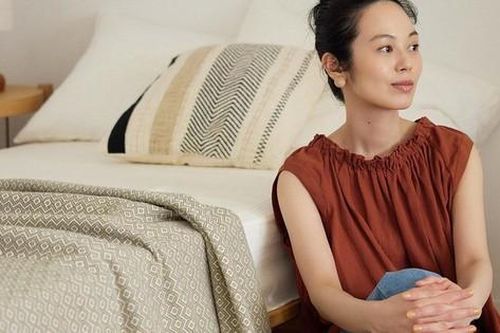 Cuộc sống tối giản của bà nội trợ 40 tuổi: Dọn dẹp phòng lúc 8 giờ sáng, nhà cửa lúc nào cũng sạch tinh