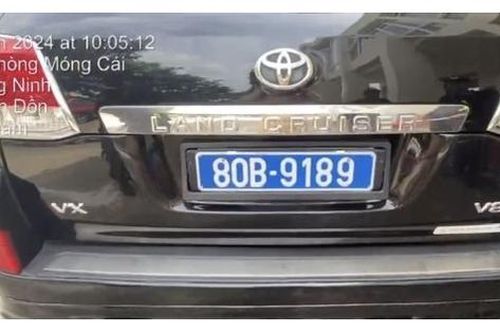 'Hóa trang' xe cá nhân thành xe biển số cơ quan Trung ương, một tài xế bị phát hiện