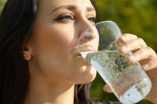 Soda không đường: Lợi ích và rủi ro với sức khỏe
