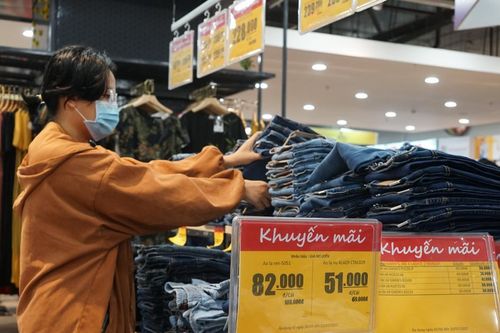 Doanh nghiệp TP HCM đang bị giảm lợi nhuận và tồn kho cao