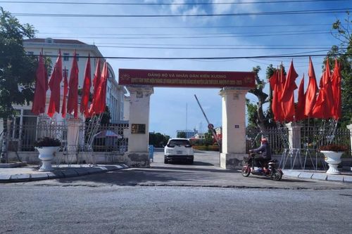 Khởi tố Giám đốc Chi nhánh Văn phòng đăng ký đất đai huyện Kiến Xương