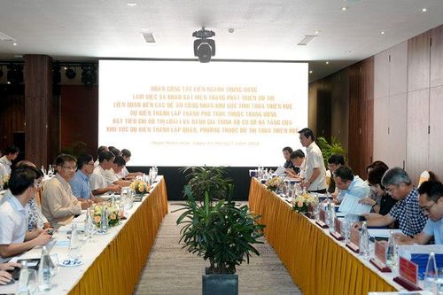 Phát triển Thừa Thiên Huế theo hướng đô thị đặc thù