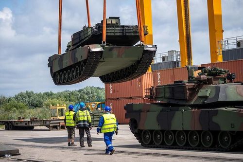 Điều thêm Abrams và cơn cuồng loạn