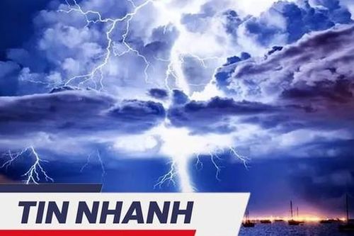 TIN NHANH: Kỳ lạ nơi bị 'trời đánh' 10 tiếng mỗi ngày