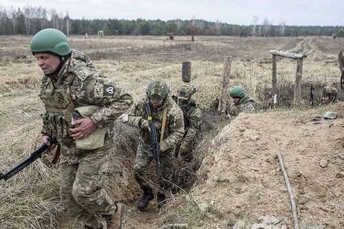 Ukraine phản ứng trước cáo buộc tăng cường điều quân tới sát biên giới Belarus