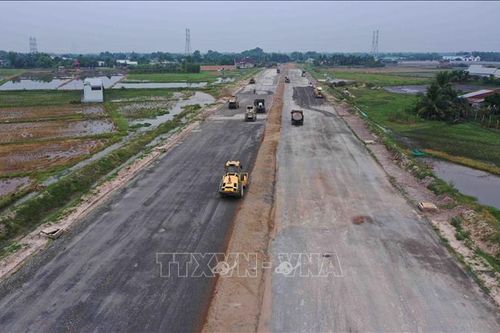 Gỡ nút thắt giải phóng mặt bằng các dự án trọng điểm