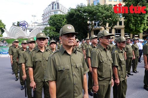 Hà Nội ra mắt lực lượng tham gia bảo vệ an ninh trật tự ở cơ sở