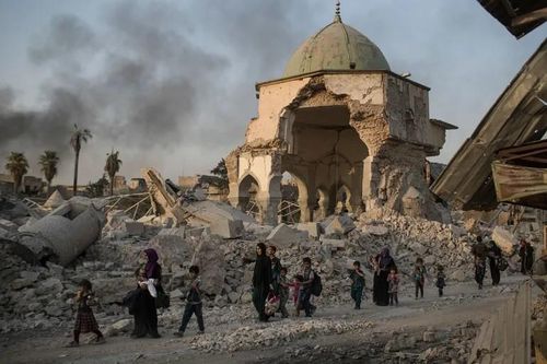 Iraq: Tái thiết đền thờ, phát hiện thứ 'rợn người' do IS để lại