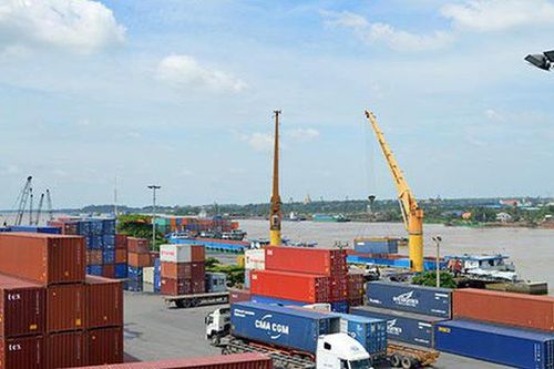 Vượt 'sóng gió', kinh tế phục hồi nhanh