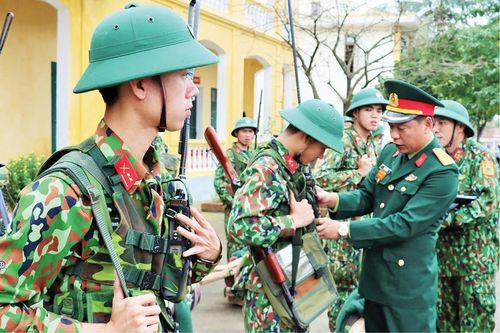 Giữ vững trận địa tư tưởng lực lượng vũ trang trong tình hình mới - Bài 1: Siết chặt kỷ luật, kỷ cương