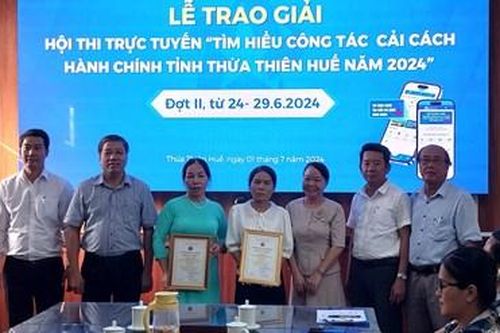 Bà Lê Thị Hiếu, Trường mầm non Hương Hồ đoạt giải Nhất đợt 2 Hội thi Cải cách hành chính